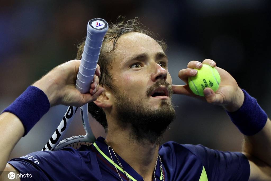 更要有临危 更要有临危