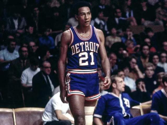 现奠定了基 现奠定了基